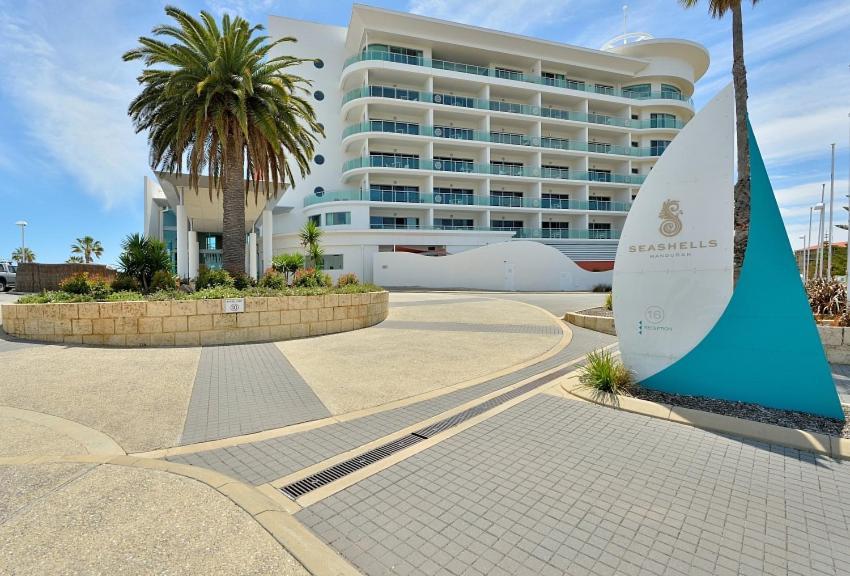An Ocean,Beachfront And Pool View Apartment 210 Mandurah Exterior foto