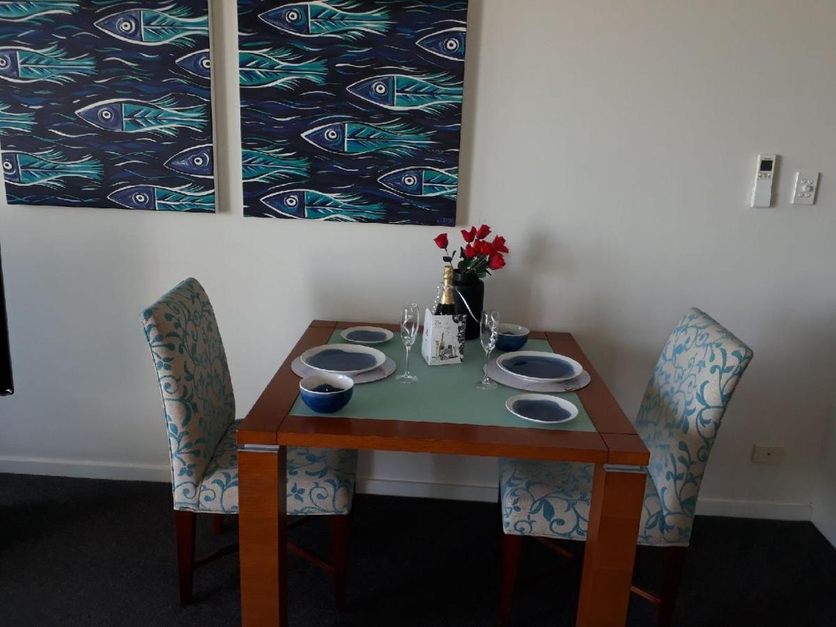 An Ocean,Beachfront And Pool View Apartment 210 Mandurah Exterior foto