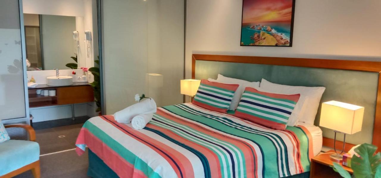 An Ocean,Beachfront And Pool View Apartment 210 Mandurah Exterior foto