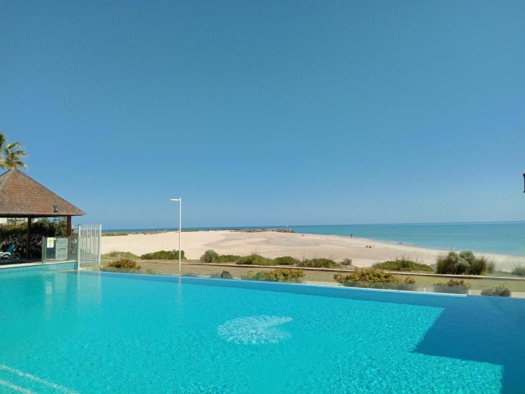 An Ocean,Beachfront And Pool View Apartment 210 Mandurah Exterior foto
