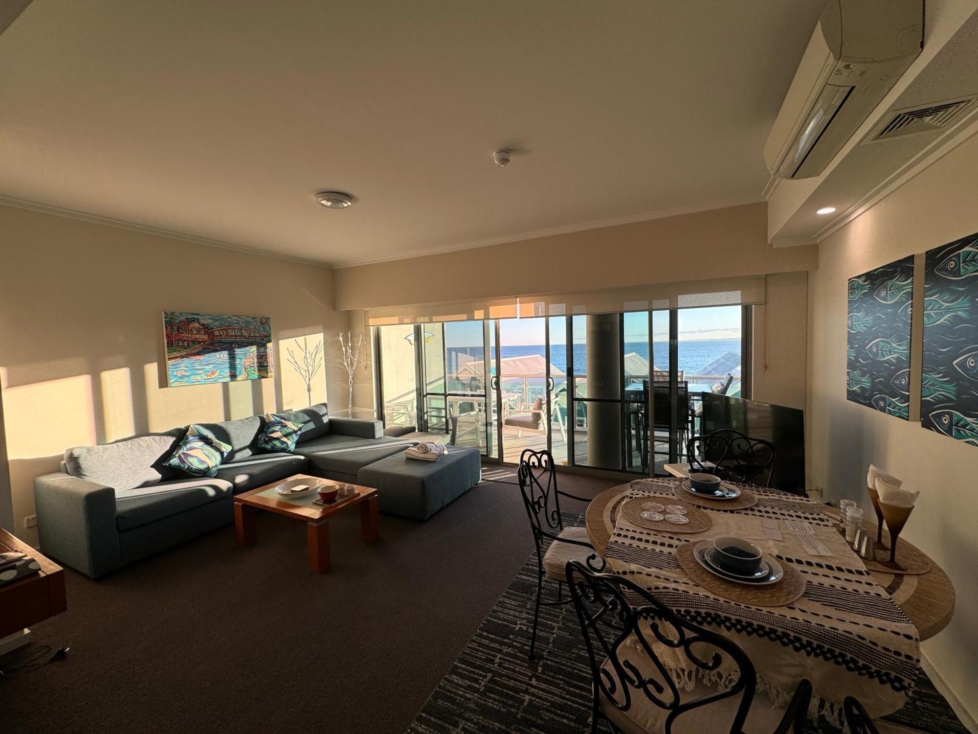 An Ocean,Beachfront And Pool View Apartment 210 Mandurah Exterior foto